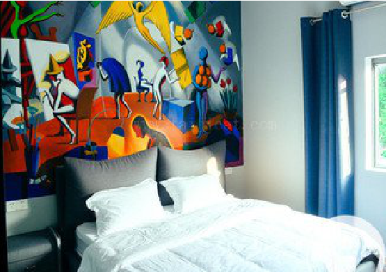 曲靖对于酒店的墙体彩绘而言更注重哪些方面？